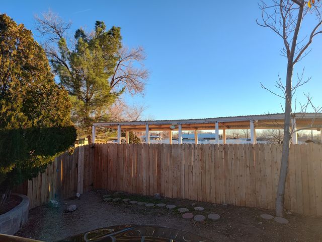 204 Garcia Road NE, Albuquerque, NM 87113