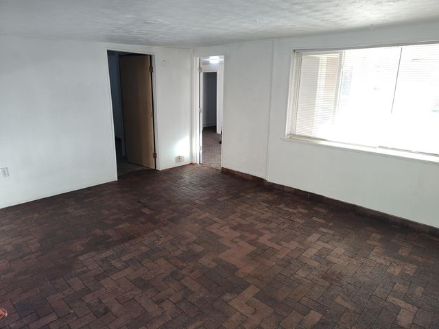 204 Garcia Road NE, Albuquerque, NM 87113