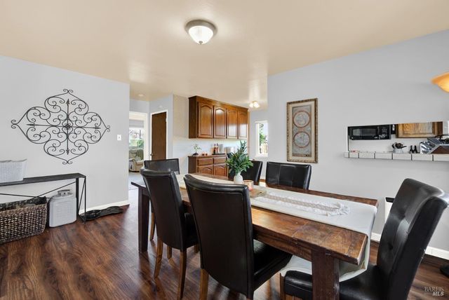 1424 Mckinley St, Fairfield, CA 94533