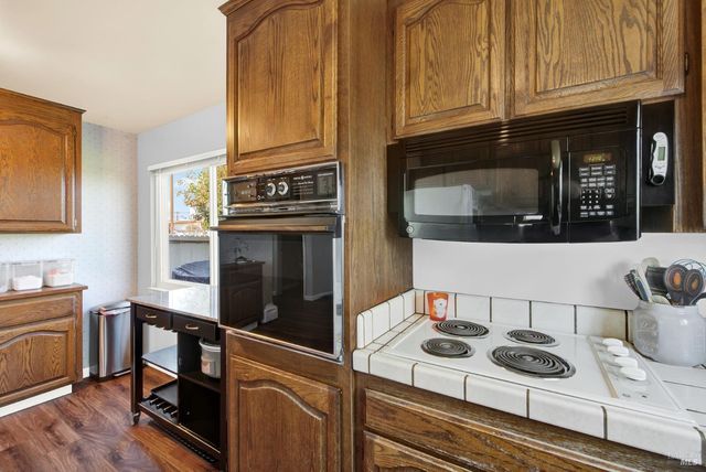 1424 Mckinley St, Fairfield, CA 94533