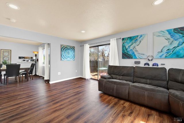 1424 Mckinley St, Fairfield, CA 94533