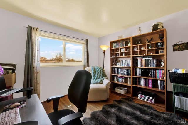 1424 Mckinley St, Fairfield, CA 94533