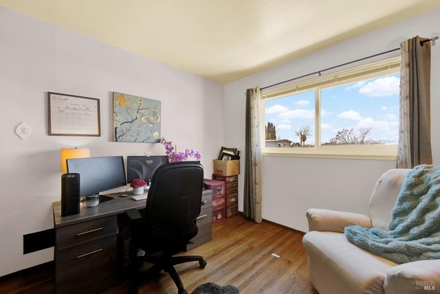 1424 Mckinley St, Fairfield, CA 94533