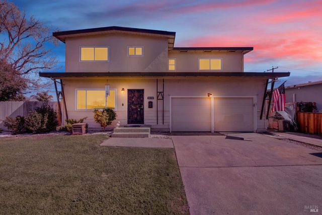 1424 Mckinley St, Fairfield, CA 94533