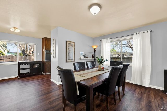 1424 Mckinley St, Fairfield, CA 94533