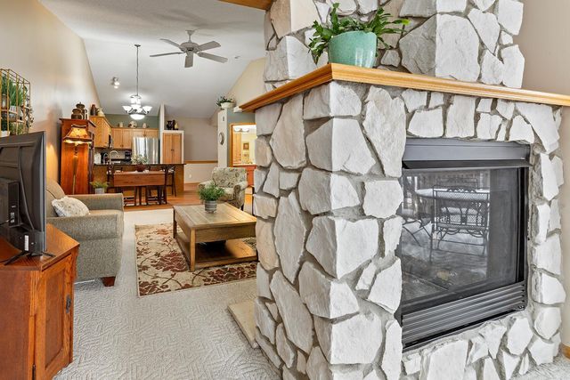 6920 42nd Avenue N, Crystal, MN 55427