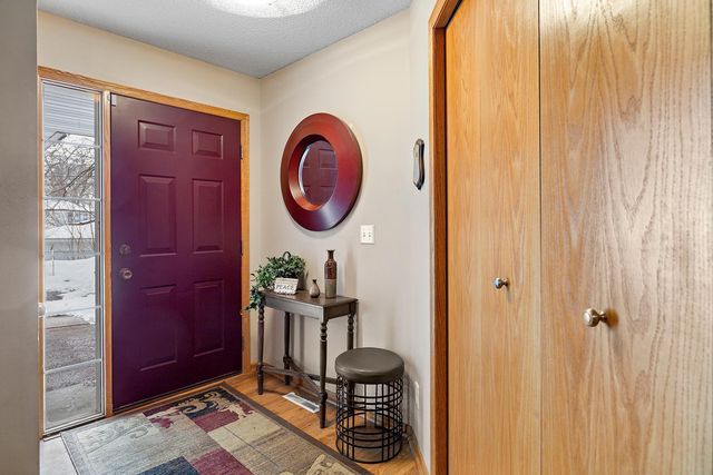 6920 42nd Avenue N, Crystal, MN 55427