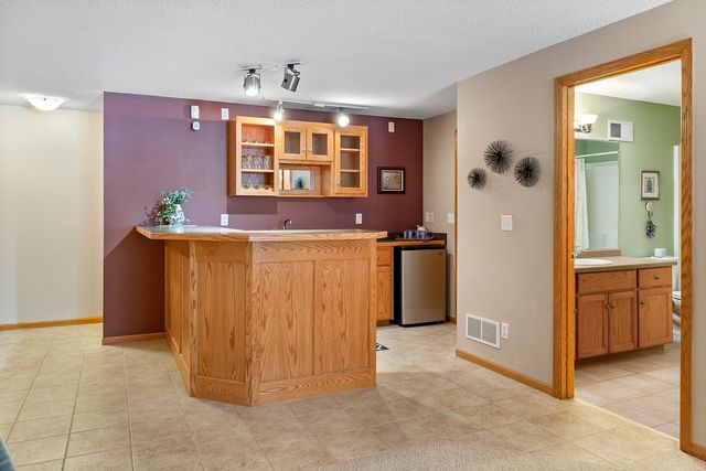 6920 42nd Avenue N, Crystal, MN 55427