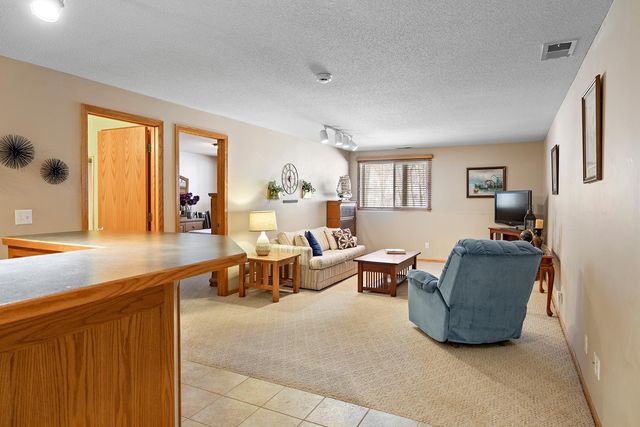 6920 42nd Avenue N, Crystal, MN 55427