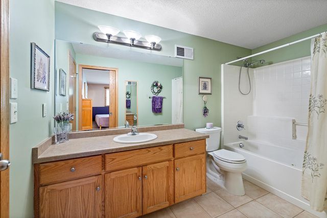 6920 42nd Avenue N, Crystal, MN 55427