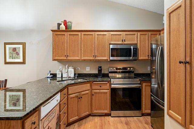 6920 42nd Avenue N, Crystal, MN 55427