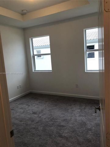 2610 SE 13th St, Homestead, FL 33035