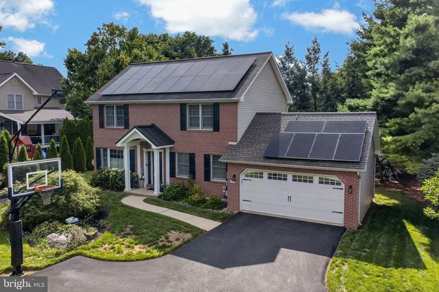 109 FARMSTEAD CIR, Lebanon, PA 17042