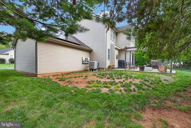 109 FARMSTEAD CIR, Lebanon, PA 17042