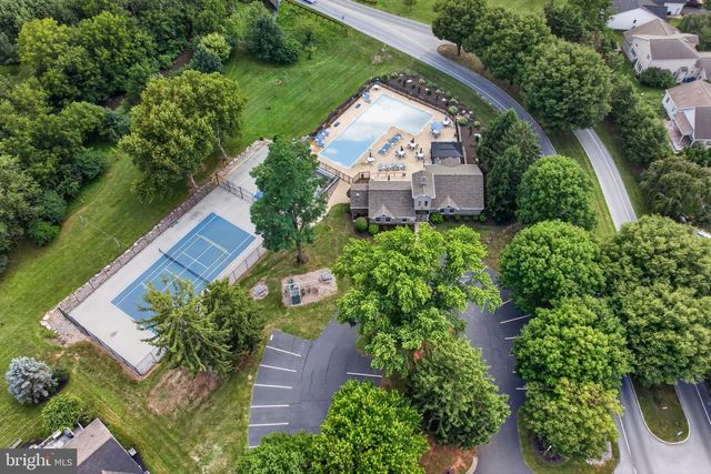 109 FARMSTEAD CIR, Lebanon, PA 17042