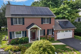 109 FARMSTEAD CIR, Lebanon, PA 17042