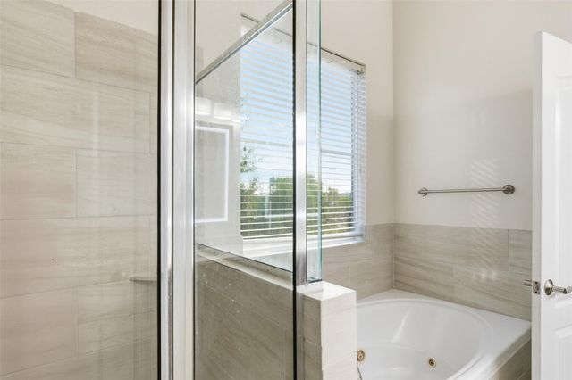 901 Mckinney Park Lane, Houston, TX 77003