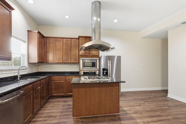 901 Mckinney Park Lane, Houston, TX 77003