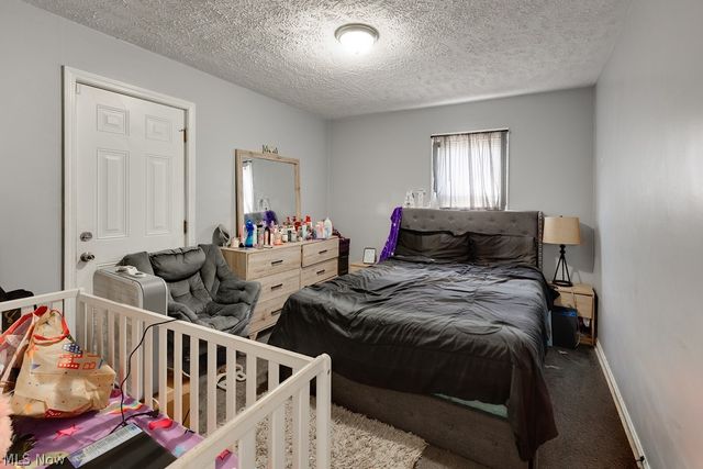 16612 Glendale Avenue, Cleveland, OH 44128