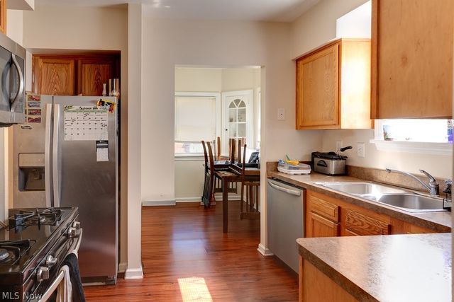 16612 Glendale Avenue, Cleveland, OH 44128