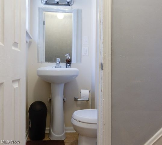 16612 Glendale Avenue, Cleveland, OH 44128