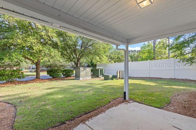 206 West Sq, Bluffton, SC 29910