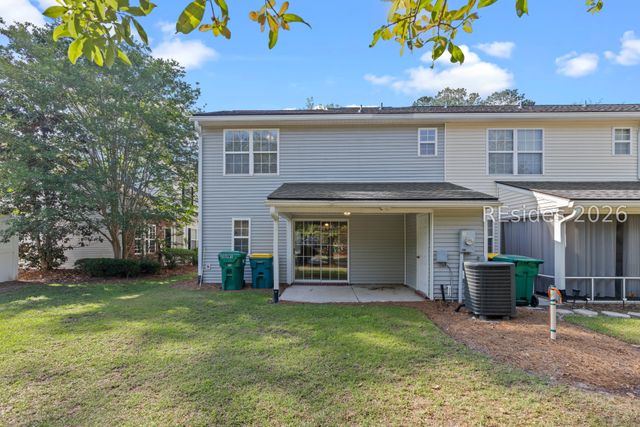 206 West Sq, Bluffton, SC 29910