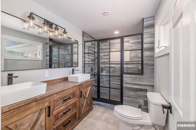 66 Robert Street, North Haledon, NJ 07508