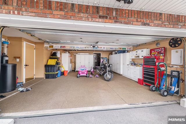 66 Robert Street, North Haledon, NJ 07508