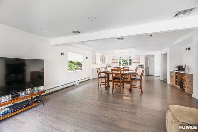 66 Robert Street, North Haledon, NJ 07508
