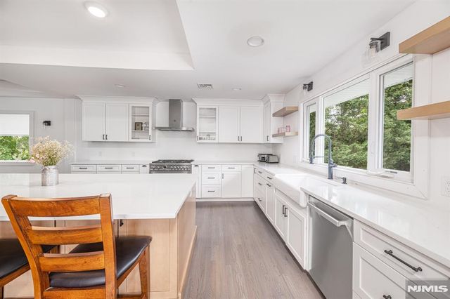 66 Robert Street, North Haledon, NJ 07508