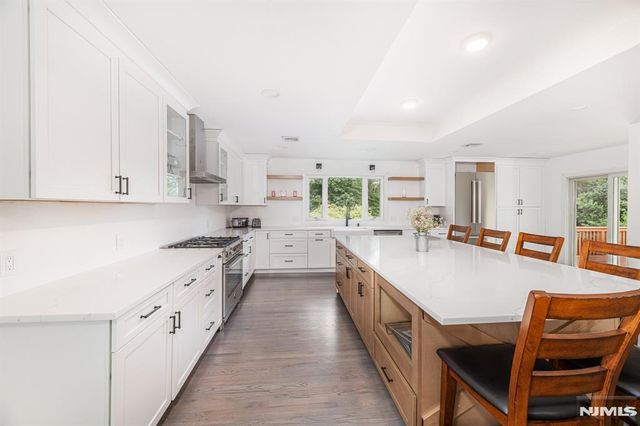 66 Robert Street, North Haledon, NJ 07508