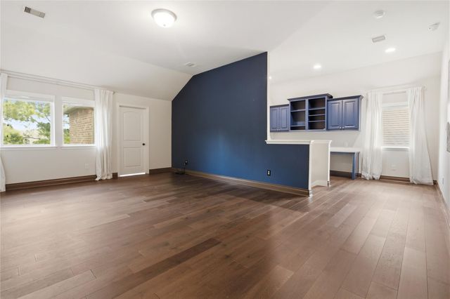 2405 Barton Shores Drive, Pearland, TX 77584