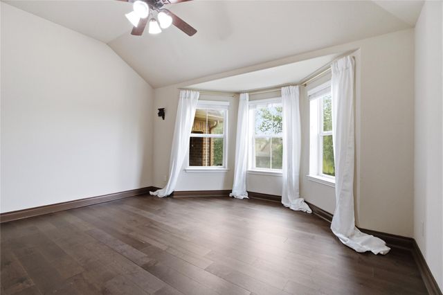 2405 Barton Shores Drive, Pearland, TX 77584