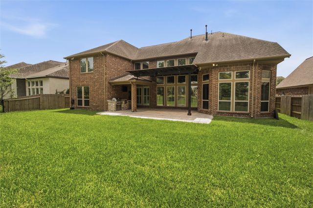 2405 Barton Shores Drive, Pearland, TX 77584