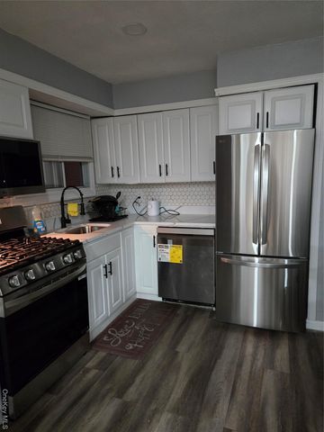 213-16 102nd Avenue, Queens Village, NY 11429