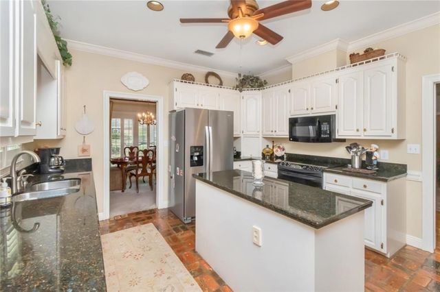 2875 Briarfield Lane, Mobile, AL 36693