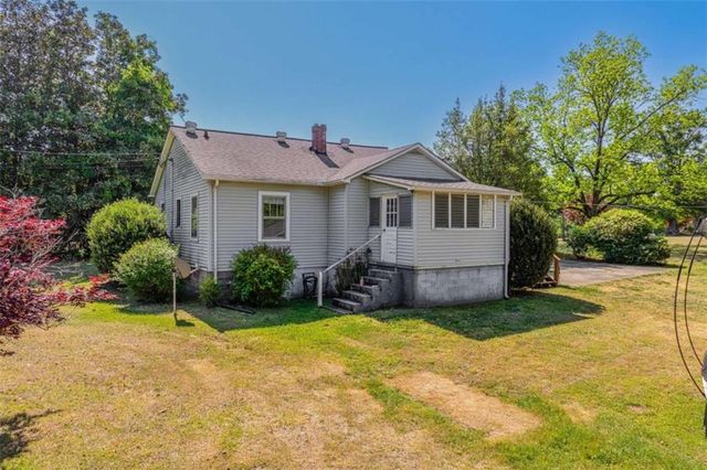 606 Rose Lane, Toccoa, GA 30577