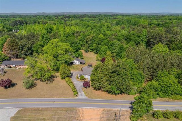 606 Rose Lane, Toccoa, GA 30577