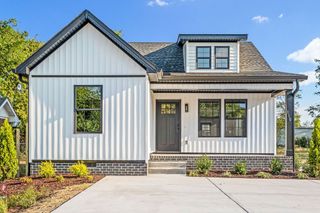 214 Ross Ave Unit 110, Gallatin, TN 37066