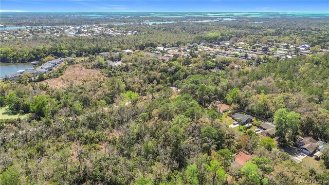 4051 N Casa Terrace, Crystal River, FL 34428