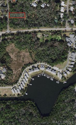 4051 N Casa Terrace, Crystal River, FL 34428