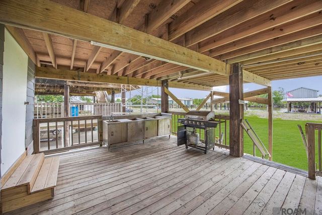 6489 Hwy 56, Chauvin, LA 70344