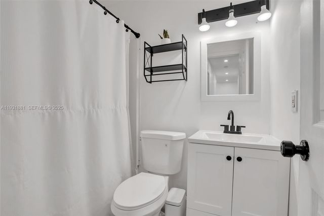 1330 SW 135th Ct, Miami, FL 33184