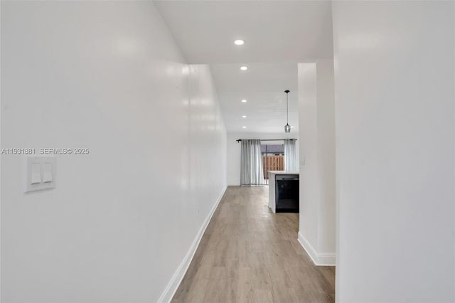 1330 SW 135th Ct, Miami, FL 33184