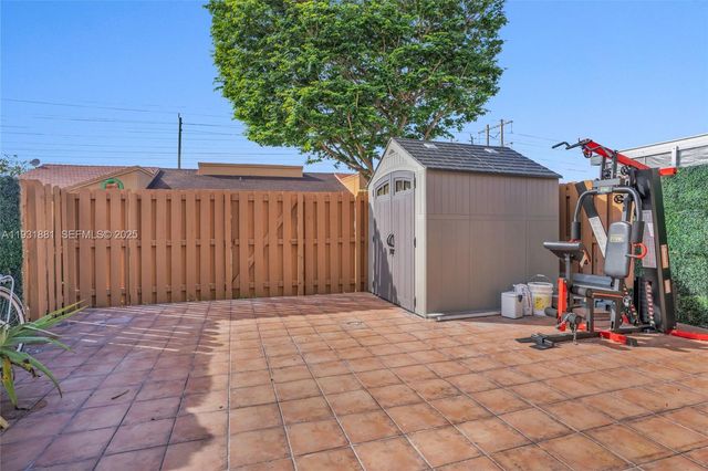 1330 SW 135th Ct, Miami, FL 33184