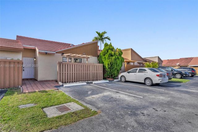 1330 SW 135th Ct, Miami, FL 33184