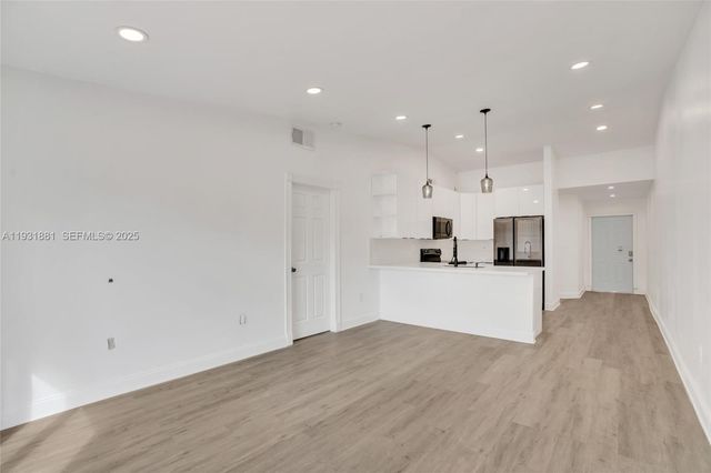 1330 SW 135th Ct, Miami, FL 33184