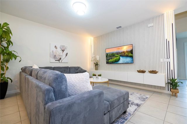 2194 FLEMING MIST PLACE, Kissimmee, FL 34747