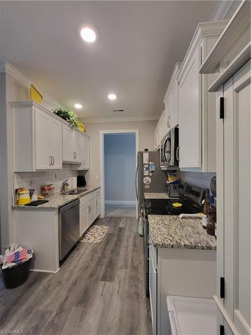 397 Northbridge Drive, High Point, NC 27265